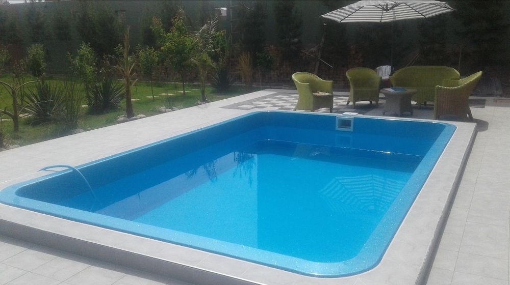 готовые кампазитный бассейн