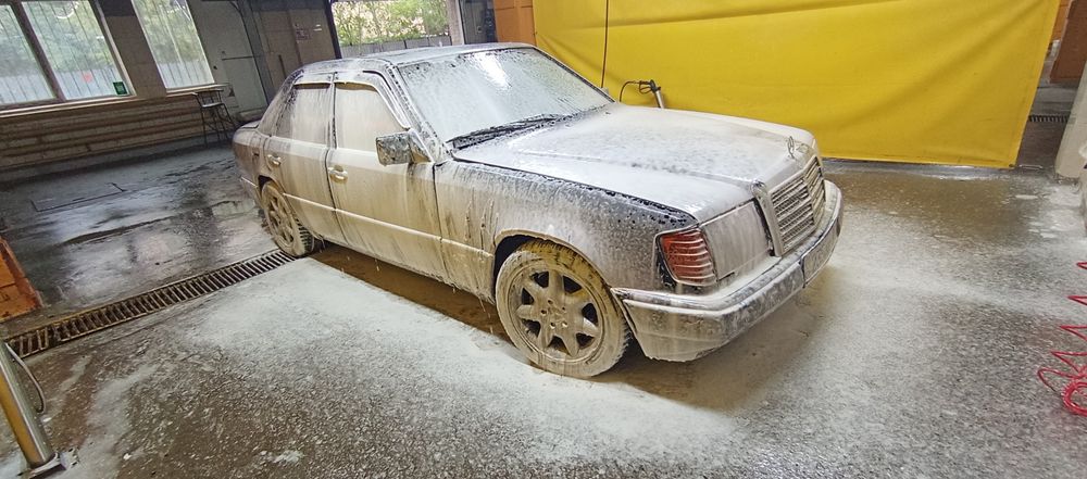 Продам Мерседес 124