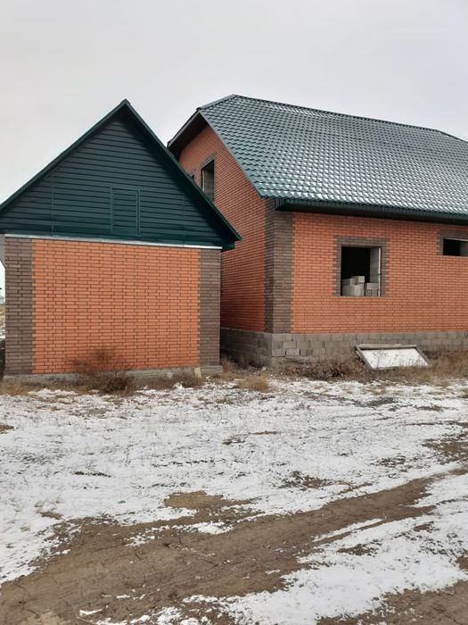 Продам дом с черновой отделкой