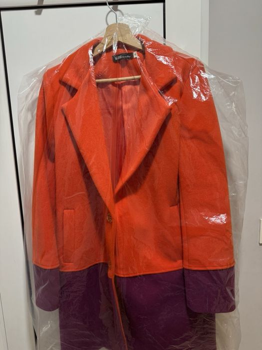 Палто в оранжево-лилаво, размер 40 (М)