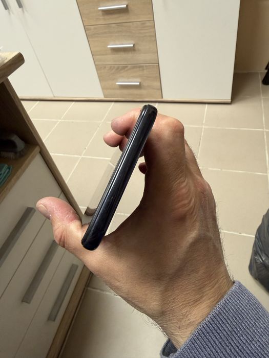 Samsung Galaxy J6 Plus 3/32gb - отличен