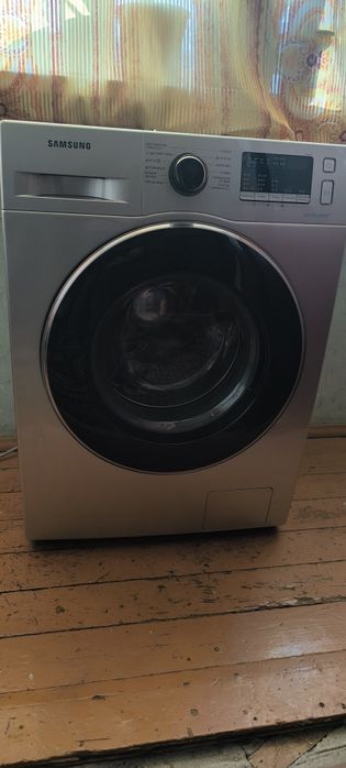 Продаётся стиральная машина