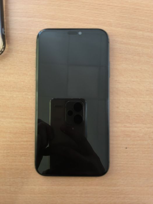 iPhone 11 72% 64gb