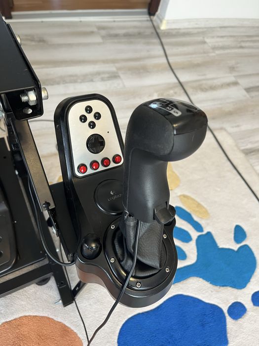 Volan gaming logitech g27 simulator