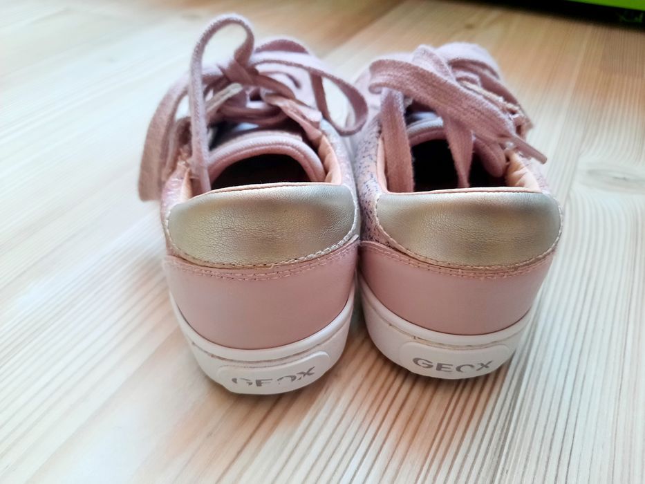 Geox,nike,champion,mexx,