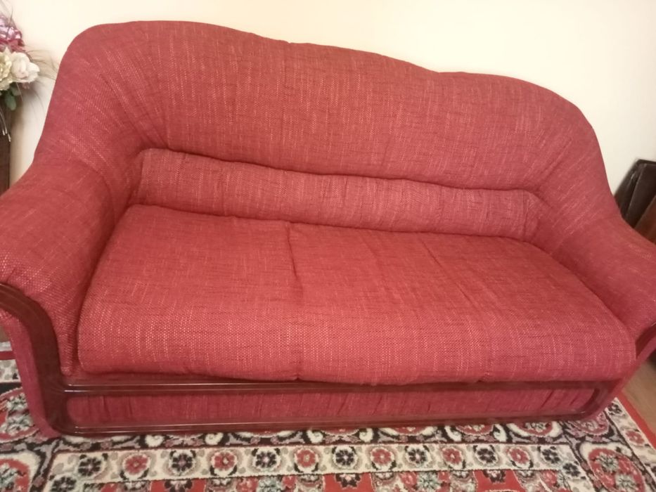 Canapea și 2 fotolii