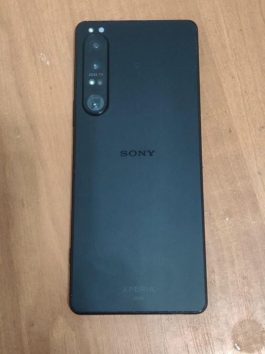 sony xperia 1 mark iv