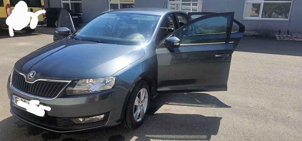 Vând skoda rapid 2019