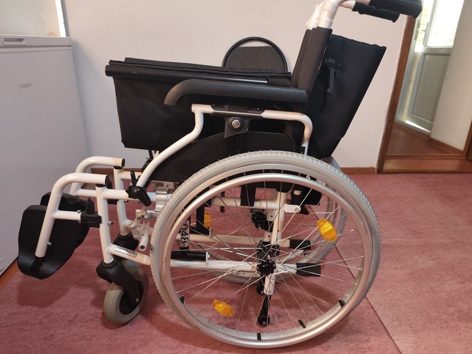 Идволидный коляска