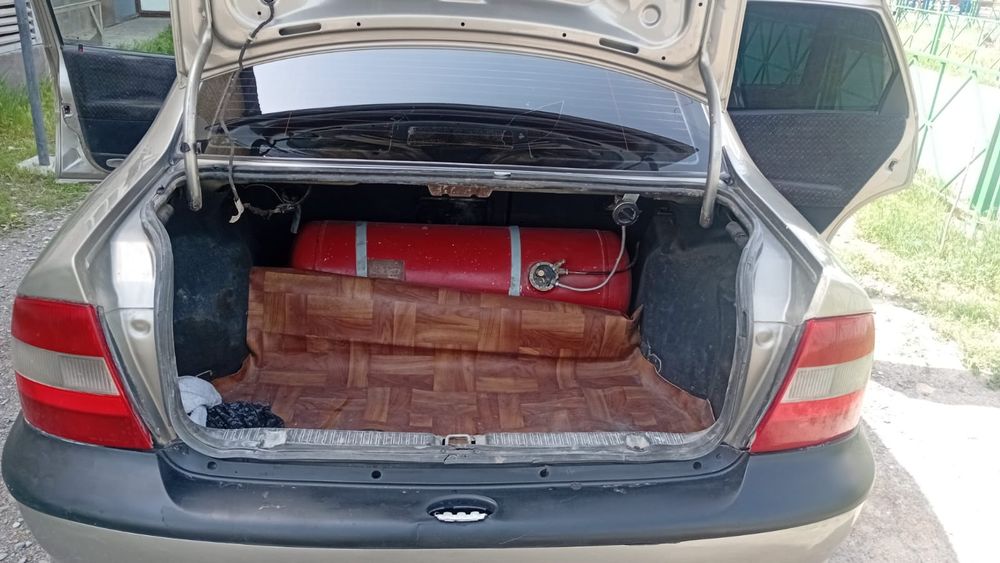 Автокөлік Opel vektra B сатылады