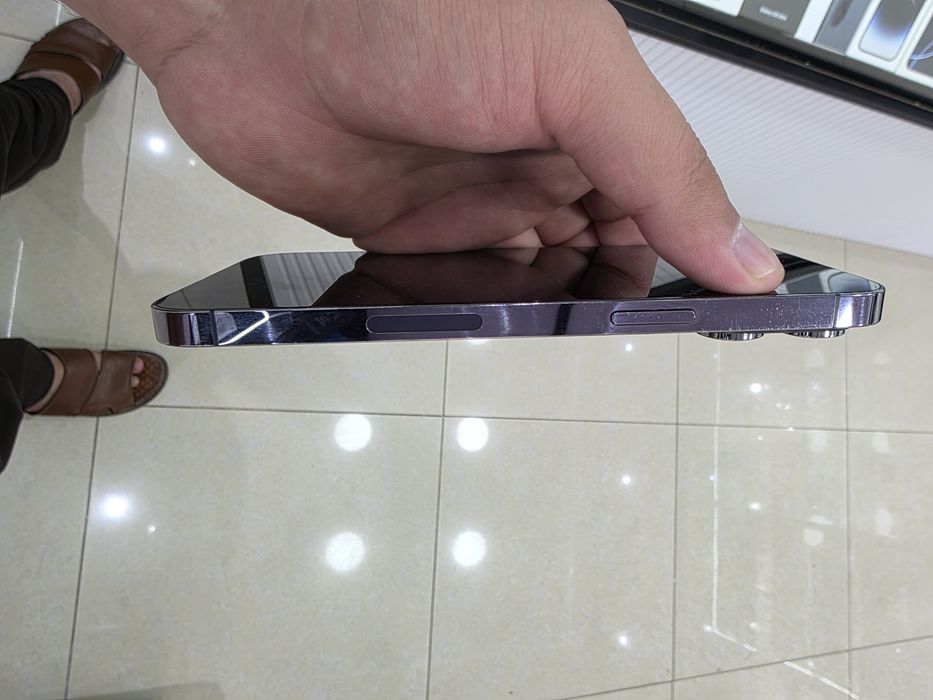 IPhone 14 pro max LLA