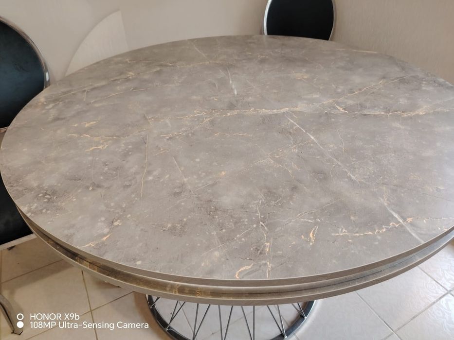 Продам стол со стульями