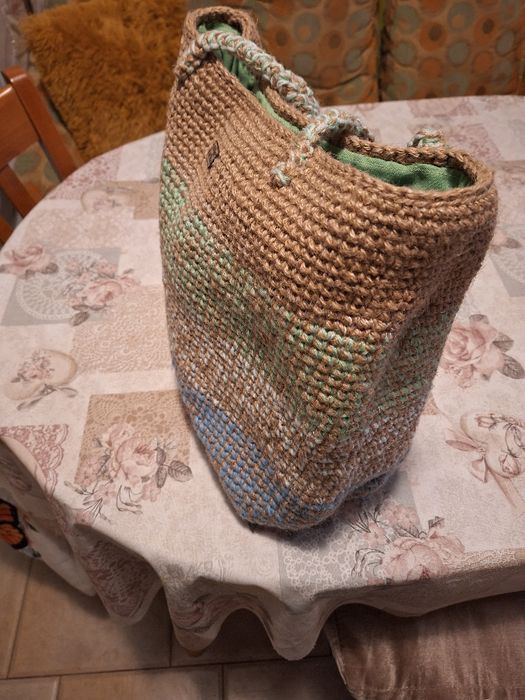 Чанта -плетена (нова )