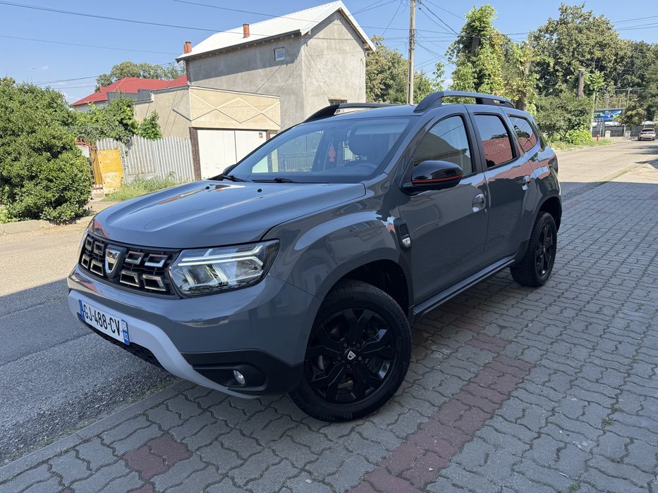 Dacia Duster AUTOMAT Extreme climatronic navi jenti 17 full extra