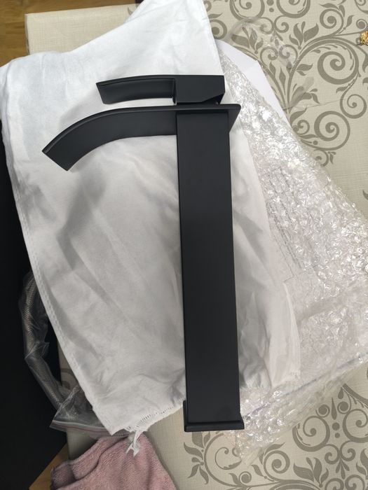 Baterie chiuveta/Lavoar 29.4 cm, Negru