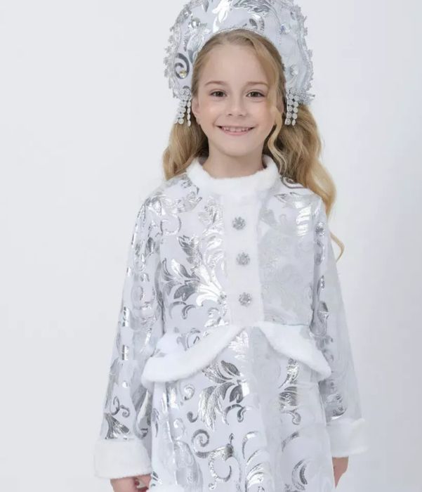 Снегурочка 1 раз одевали на утренник