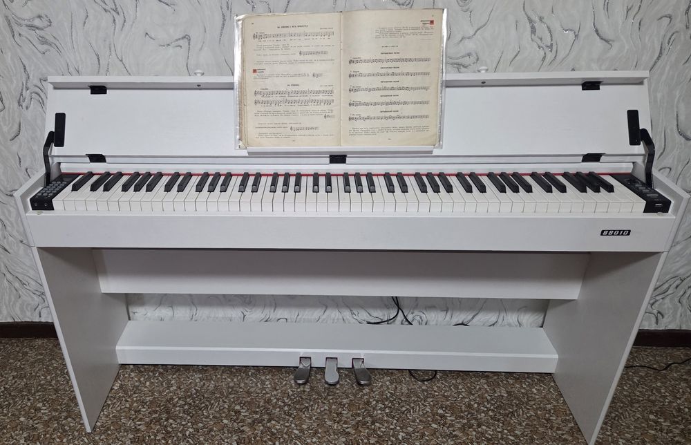 Электро пианино 88 клавиш