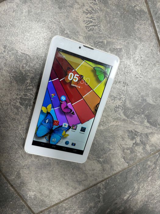 Таблет   Revo  7 инча