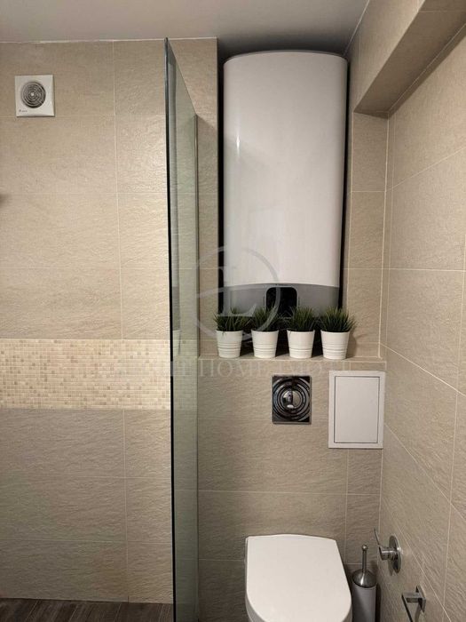 Продава се Тристаен апартамент в Пловдив, Център - 96 кв.м за 2146 €/кв.м - Снимка #11