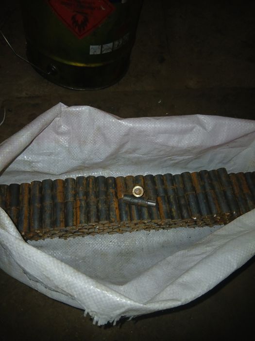 Sharnirlar ishlab chiqaramiz optim narxda 10 li 12li 14 li 16 ligacha