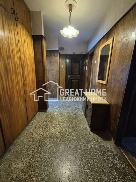 Продава се Многостаен апартамент в Търговище, Център - 110 кв.м за 1066 €/кв.м - Снимка #11