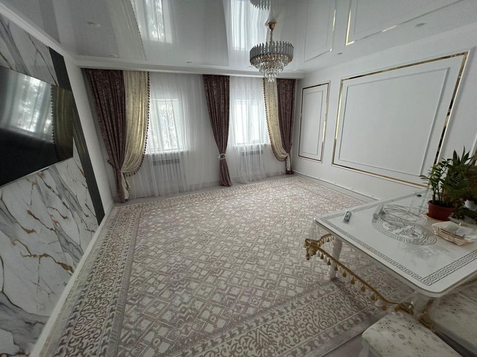 Береке ауылында үй сатылады.