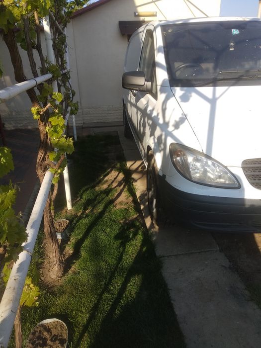 Ușă stânga ,dreapta,lateral stânga dreapta vito