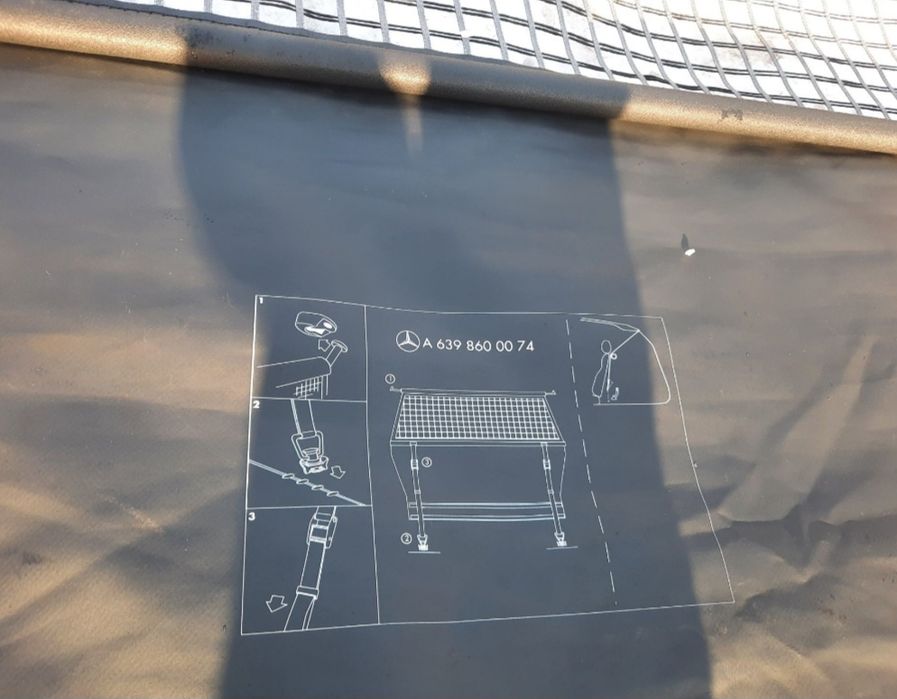 Шторка на Mercedes vito.