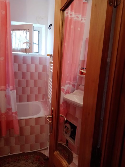 Apartament 2 camere, confort și locație excelentă – Zona Primăverii