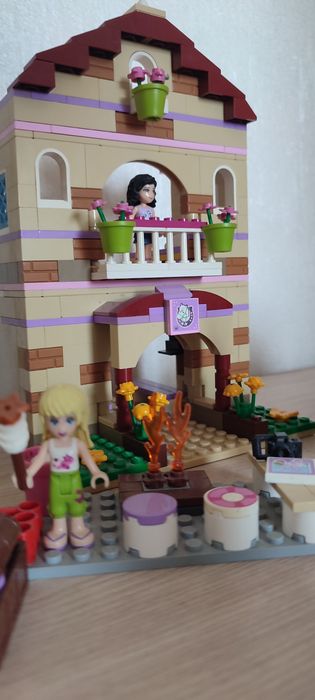 Продам два набора Lego friends (Лего)