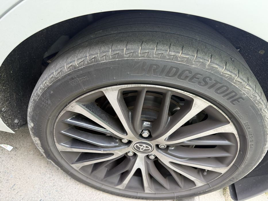 235/45/18 Bridgestone лето комплект