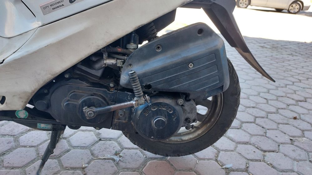 Продам скутер Honda Dio 18