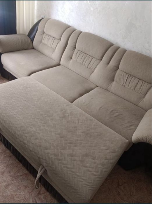 Продам угловой диван