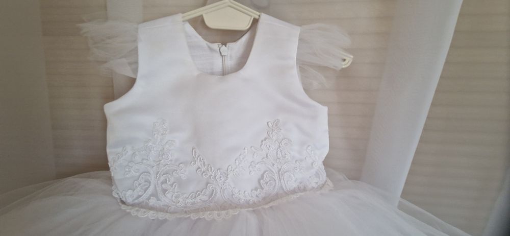 Рокля за кръщене или сватба 9-12м.