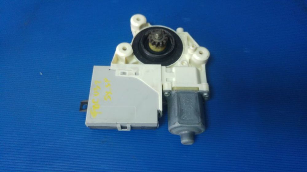 motoras modul  macara  stanga spate ford focus 2