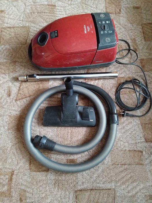 Прахосмукачка Miele Tango Plus 1800W