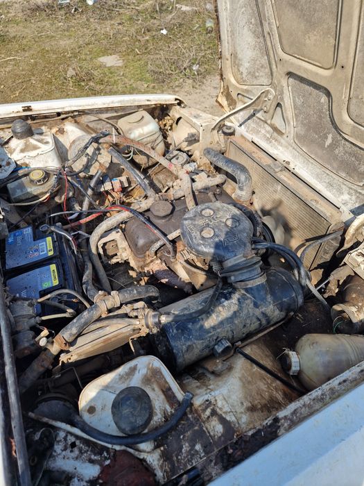 Vând papuc 1.6 injecție și gpl