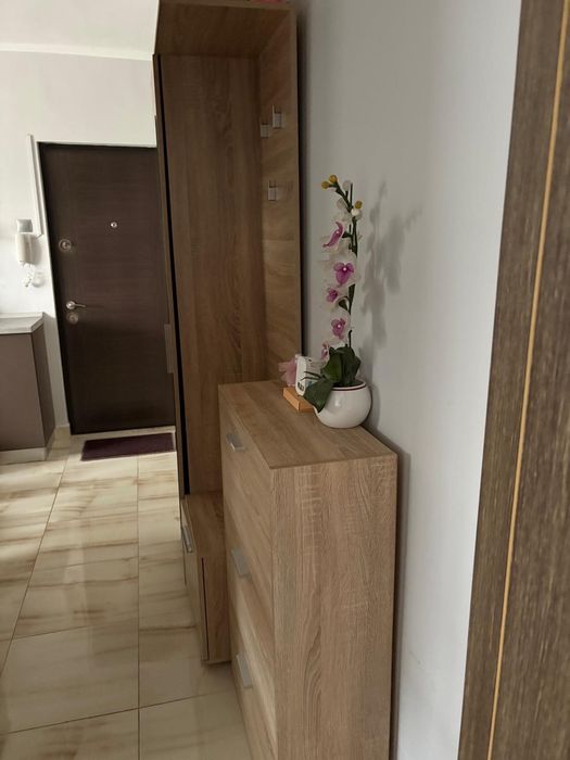 De vânzare apartment cu 2 camera etaj 2