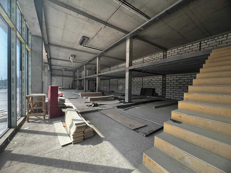 635 м² в центре с террасой 200 м² для ресторана/лаунжа (55)