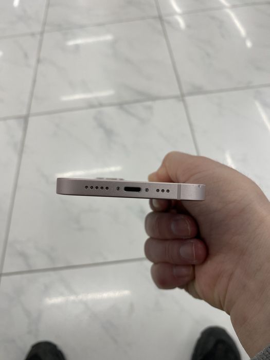 Продам Iphone(Айфон) 13 128Гб