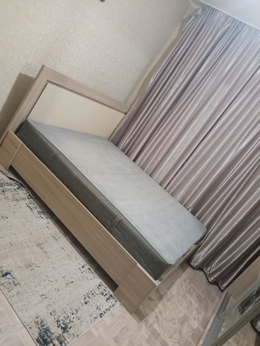Отдам даром. Диван 2. Кровать 2. Самовывоз.
