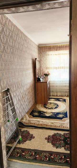 Xovli uy sotiladi Axangaran