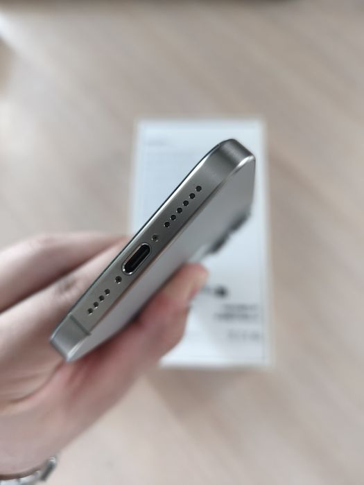 iPhone 15 pro Max 79%/256gb