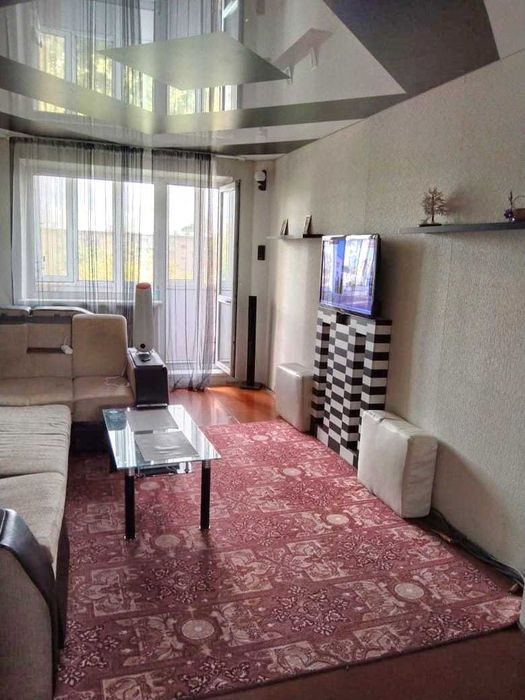 2-ух комнатная квартира с дизайнерским дизайном в 19 мкр ))