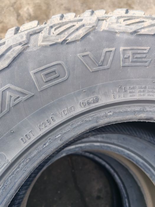 265/70/16 Kunho  road venture MT