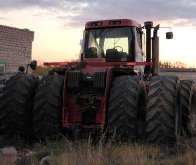 Продам Case STX425