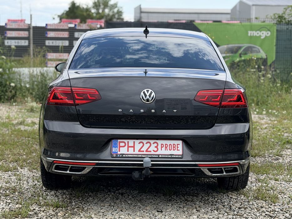 Volkswagen Passat B8,5 2020 R-line 2.0 TDI 190 cp DSG / IQ.LIGHT / Bord digital / CarPlay / Incarcare wifi / Distronic