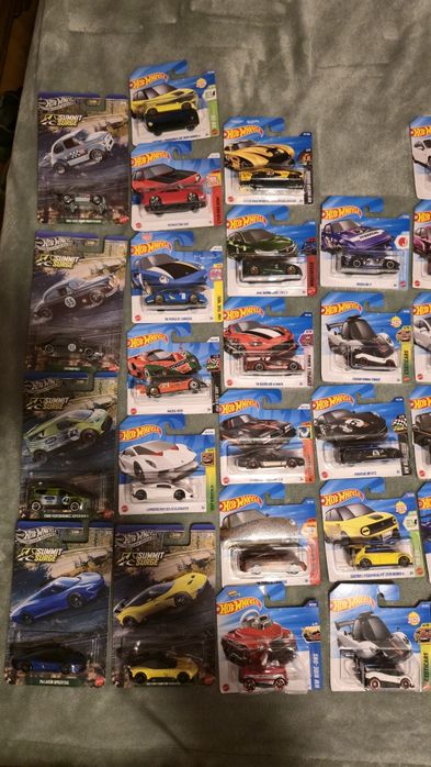 Hot wheels  masinute