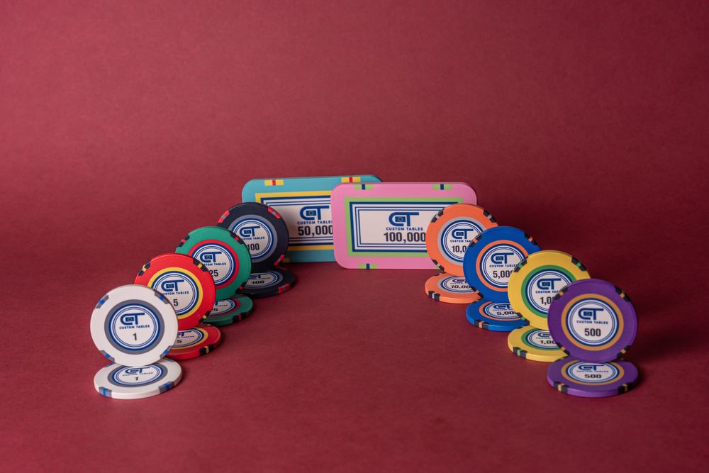 Jetoane poker personalizate ceramice 39mm 43mm si plachete customtables.eu bucuresti stoc urgent #jetoane #jetoanepoker #pokerchips #casino