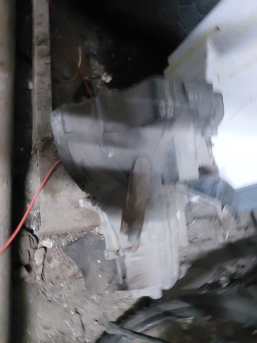 Продам каробку ниссан блюберо